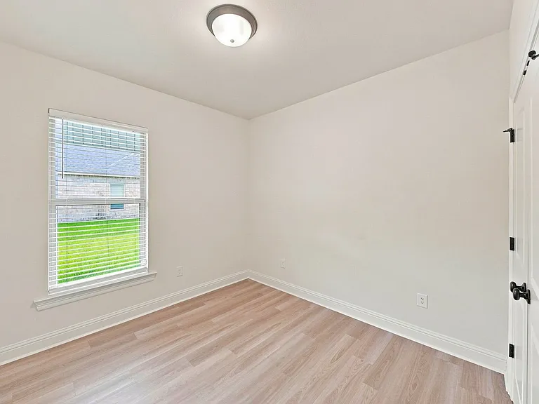 7211 Kenilworth Crossing Ave — Photo 15
