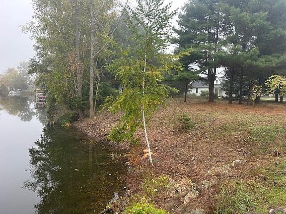 4th image of 7125 Holiday Dr