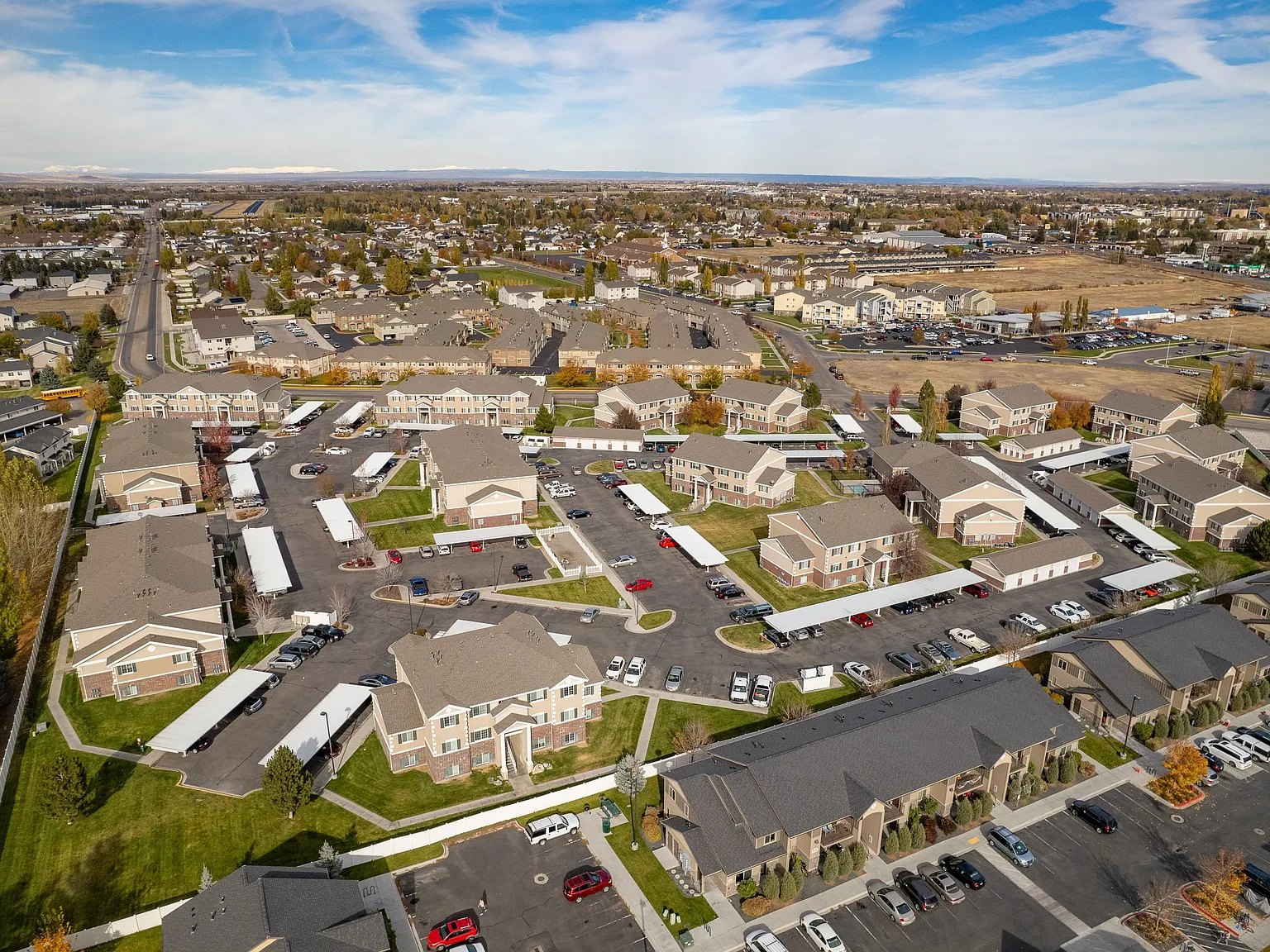 Stone Brook Apartments — Photo 3