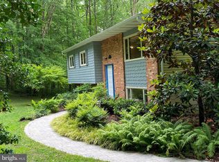 1201 Barefoot Ln, Owings, MD 20736