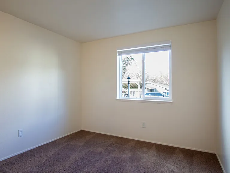 147A - Park Place Apartments — Photo 13