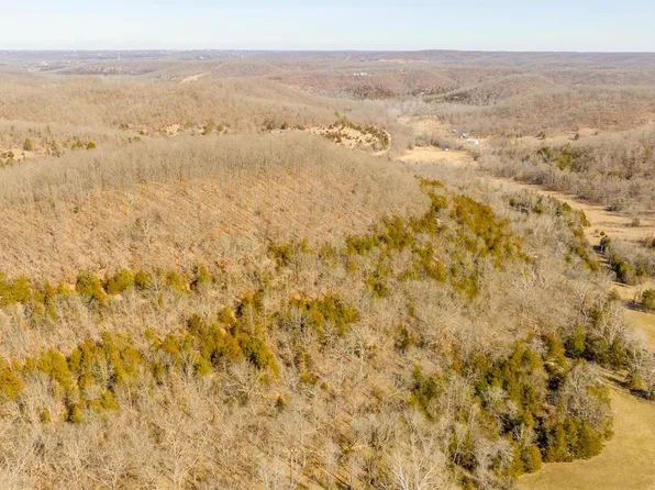 10 Rob Rd, Camdenton, MO 65020