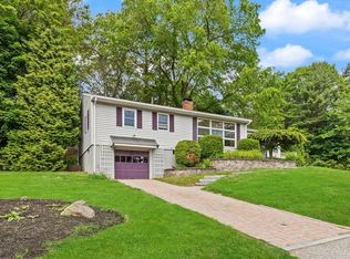 10 Powderhouse Cir, Wilmington, MA 01887