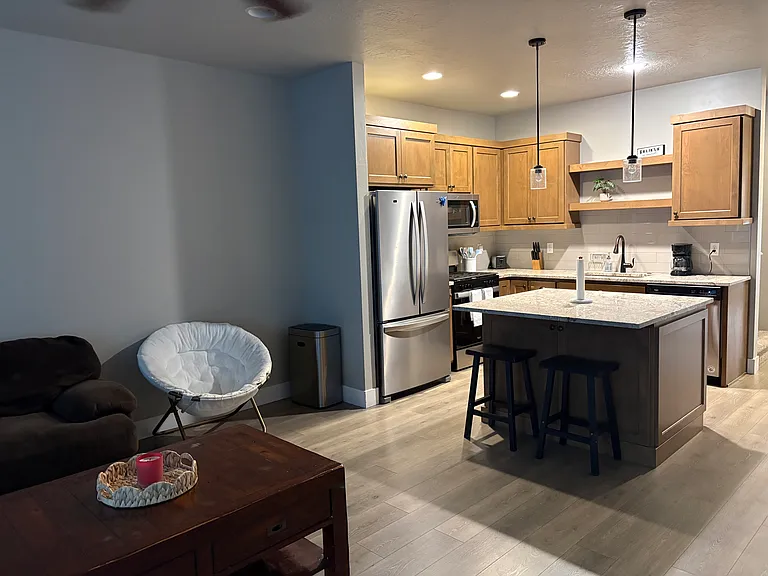 1538 S Robert St — Photo 12