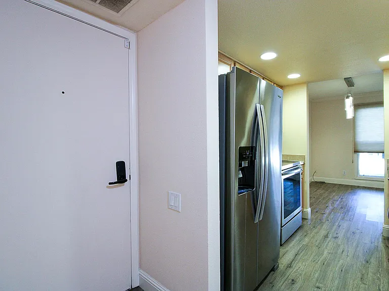 2408 Larkspur Ln #247 — Photo 3