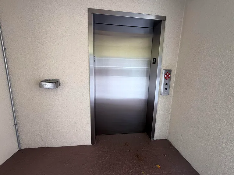 100 SW 132nd Way #303K — Photo 17