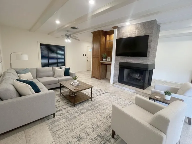 9655 Meadowcroft Dr — Photo 16