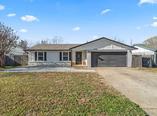 13744 S Glen St, Glenpool, OK 74033