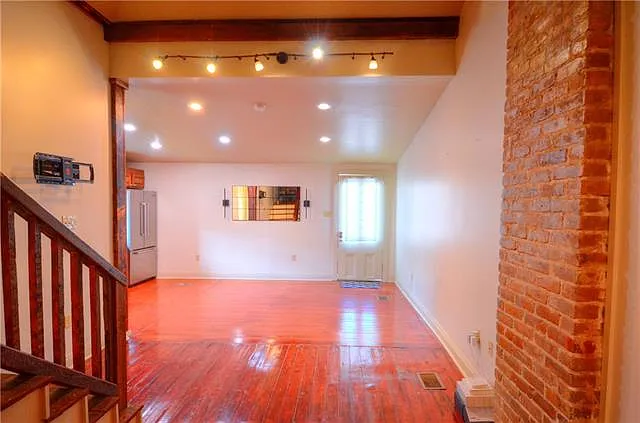 919 Jackson Ave #C — Photo 4