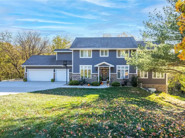 36670 Meadow Ln, Cumming, IA 50061