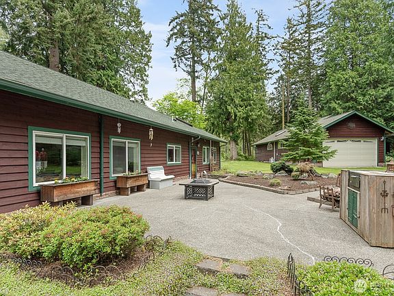5th image of 412 Thumper Lane