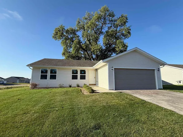 640 E Maple Bch, Edgerton, WI 53534