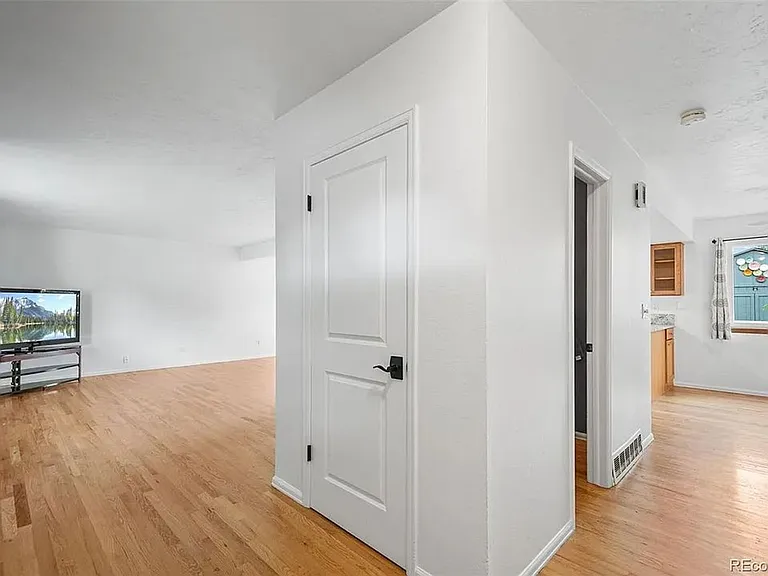 7391 Coors Dr — Photo 5
