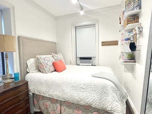 3rd image of 12 5th Ave APT 63