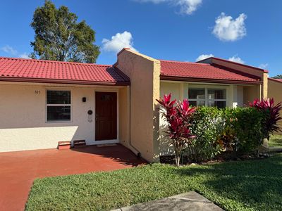 105 Lake Anne Dr Drive, West Palm Beach, FL, 33411