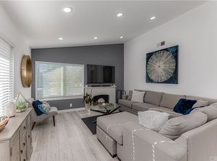 922 W Alpine Ave, Santa Ana, CA 92707