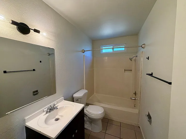 140 Masonic Ave — Photo 16