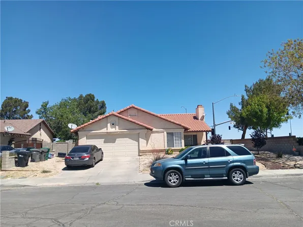 2869 La Vida Dr, Lancaster, CA 93535