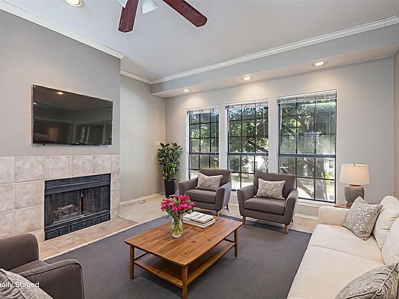 3rd image of 5100 Verde Valley Ln APT 273