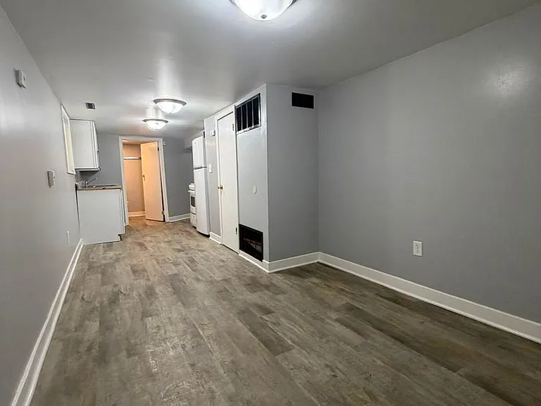 4828 Melville Ave — Photo 7