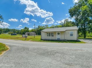 2502 Lawnville Rd, Kingston, TN 37763
