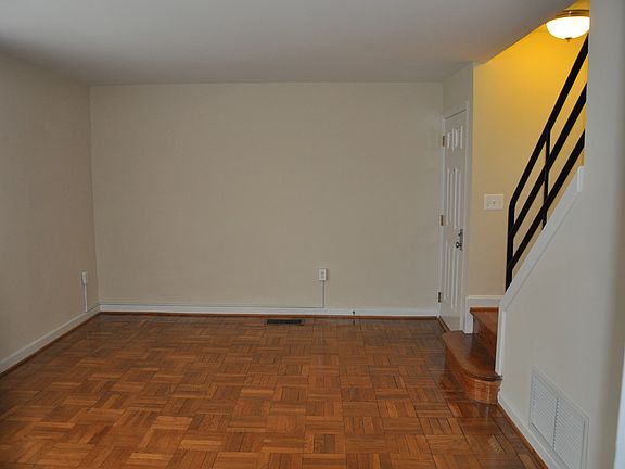 2nd image of 5819 Washington Blvd #P1410120