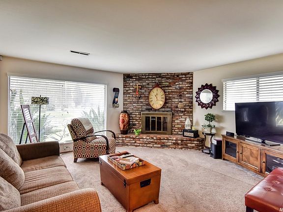 5th image of 6418 Driftwood St