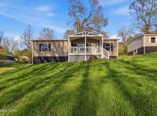 1144 Valley Dr SW, Knoxville, TN 37920