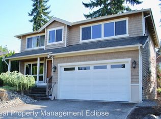 8329 NE 161st Pl, Kenmore, WA 98028