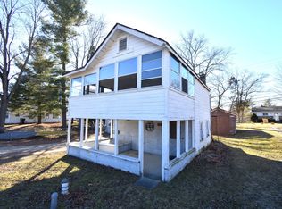 9509 Portage Lake Ave, Pinckney, MI 48169