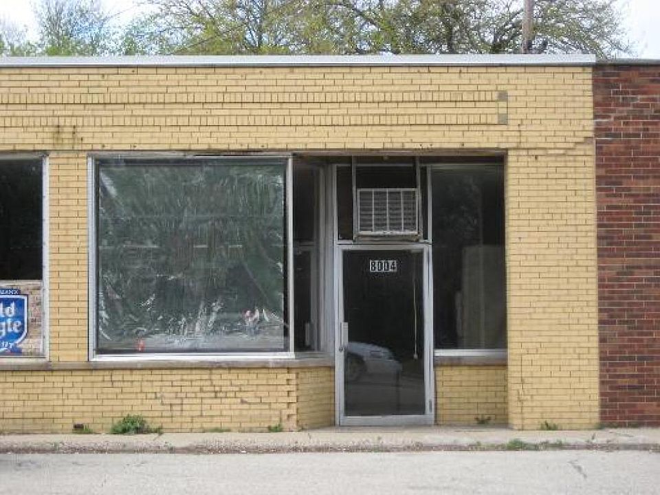 1st image of 8004 W Oakton St