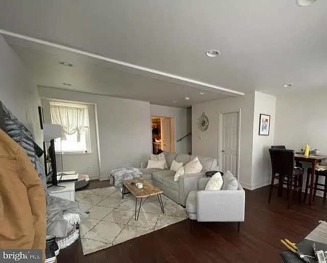 318 W Gay St — Photo 4