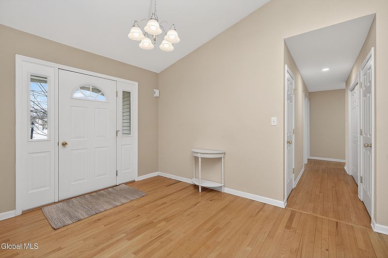 5th image of 74 Stony Brook Drive