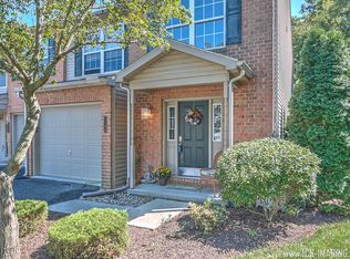 1100 Cross Creek Dr, Mechanicsburg, PA 17050