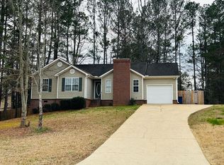 126 Woodridge Cir, Lagrange, GA