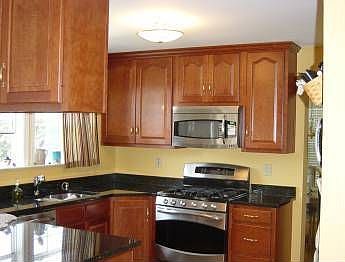 5th image of 19621 Portsmouth Dr