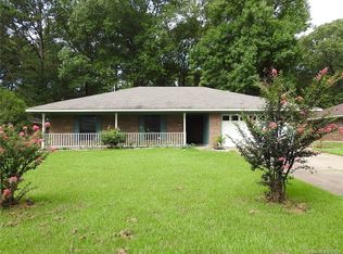 6137 Wincanton Dr, Shreveport, LA 71129