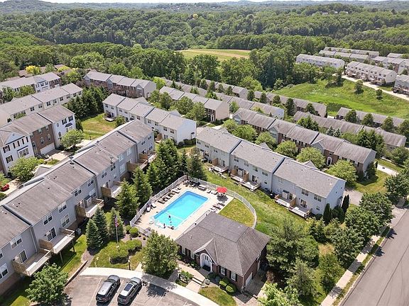 3rd image of 10515 Timber Edge Dr