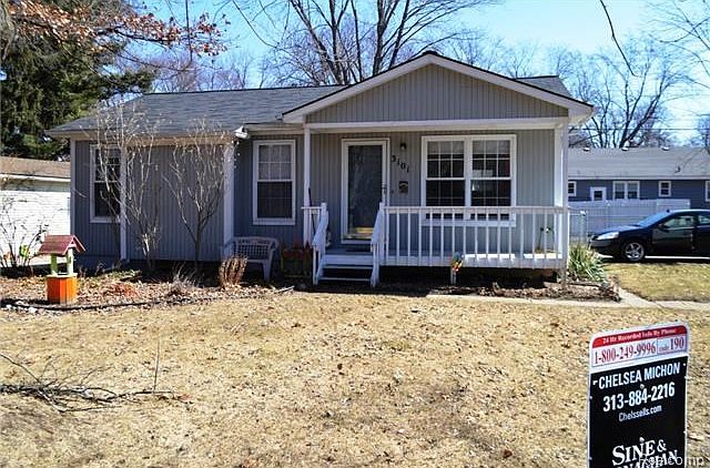 1st image of 3101 Arbutus St