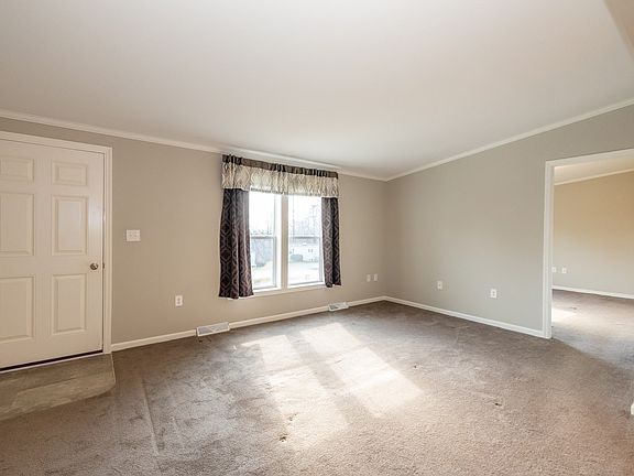 3rd image of 6 Mason St #45
