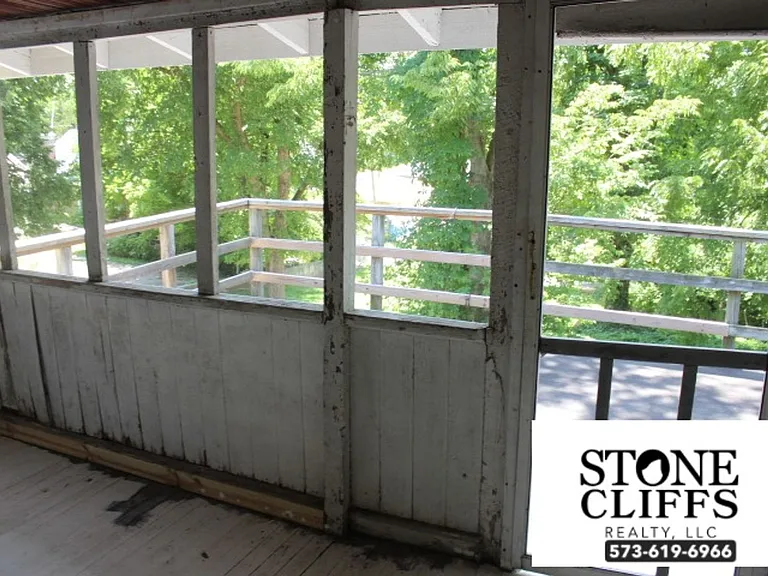 1607 W Main St — Photo 15