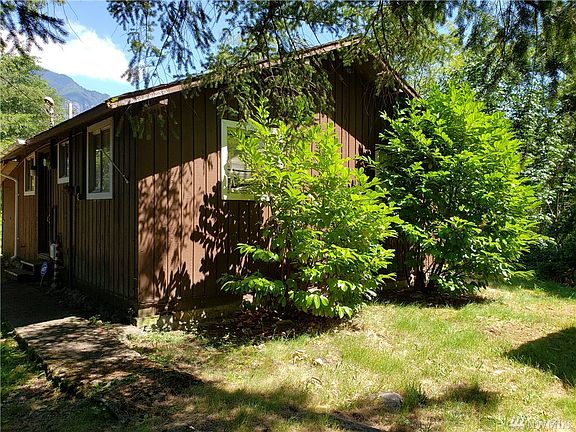 3rd image of 41500 Goldbar Blvd