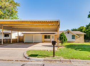 5801 Hanson Dr, Watauga, TX 76148