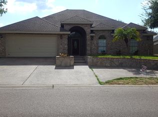 8906 Crossway Dr, Laredo, TX 78045