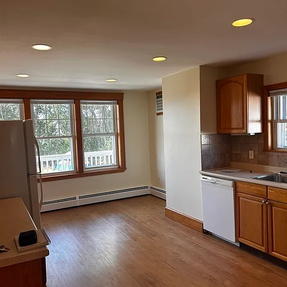 109 Coleridge St #1 — Photo 5