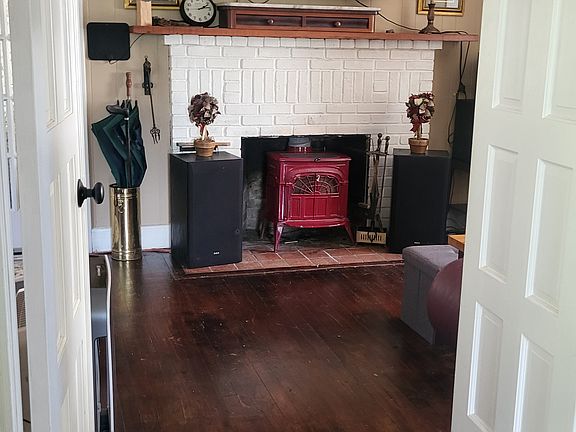4th image of 6976 Phillips Mill Rd