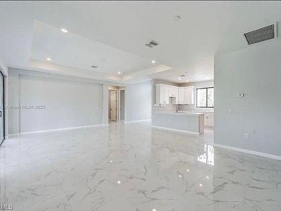 3rd image of 403 W 13th ST