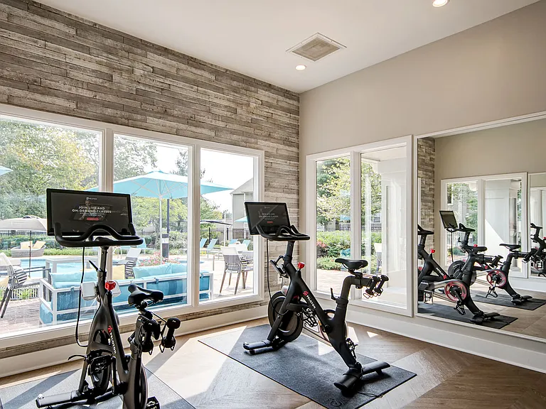 Saddle Ridge Apartments — Photo 12