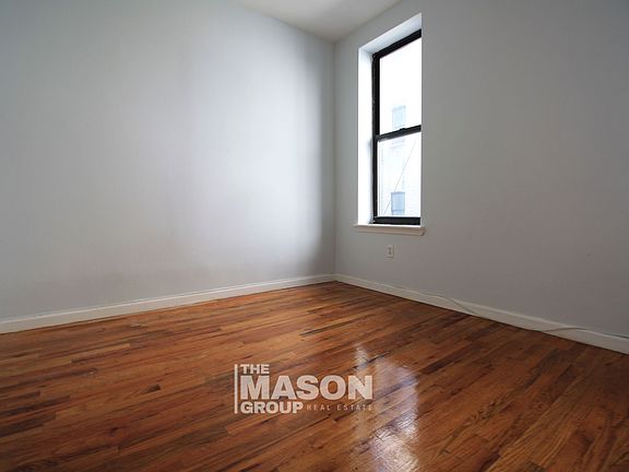 4th image of 706 Amsterdam Ave #4N