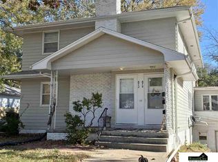872 S 45th St, Lincoln, NE 68510